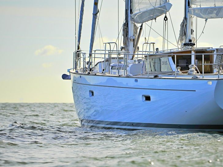 HELENE Yachtbau Brune Opus 68 - bow HELENE Yachtbau Brune Opus 68 - bow