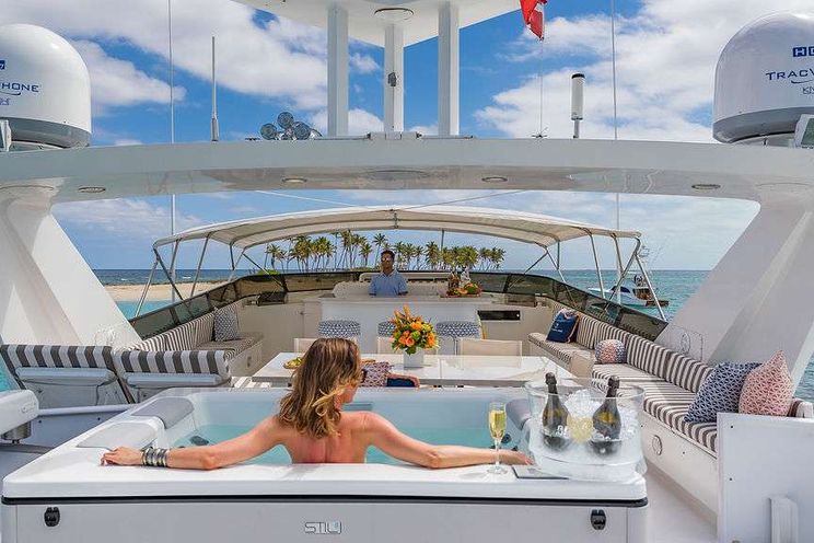 Charter Yacht ALEXANDRA JANE - Broward Marine 110 - 5 Cabins - 2019 - Nassau - Staniel Cay - Exumas
