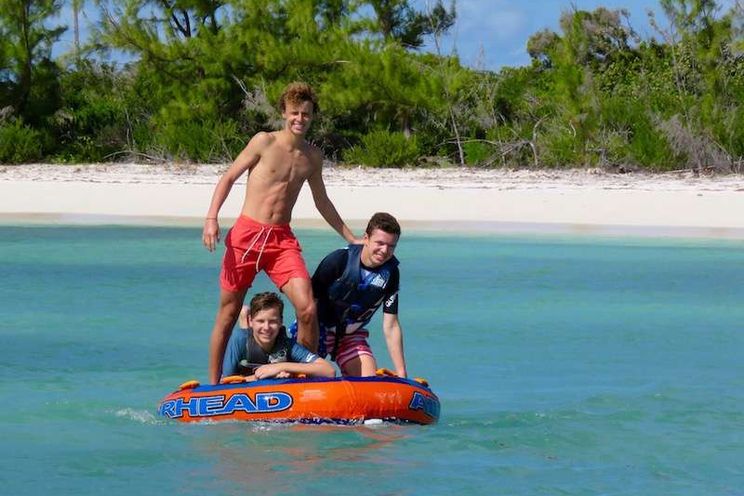 Charter Yacht TURQUOISE TURTLE - Voyage 500 - 3 Cabins - Tortola - Anegada - Virgin Gorda - BVI - Caribbean