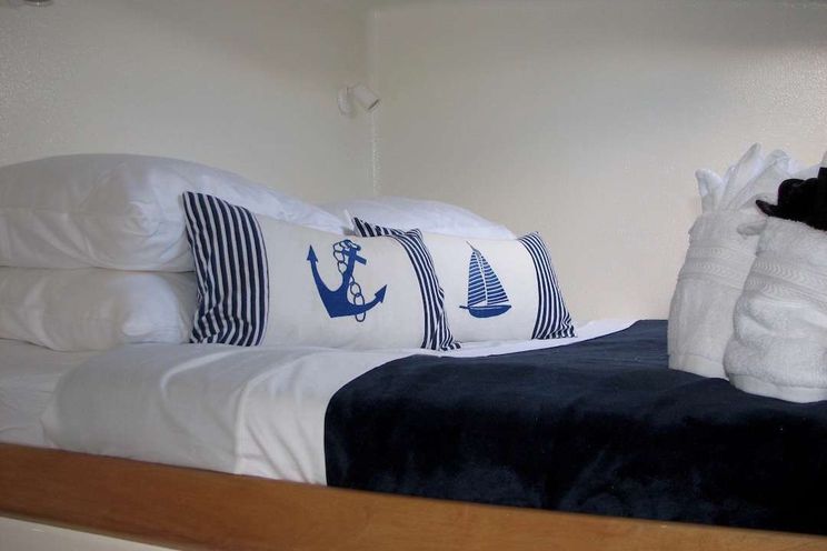 Charter Yacht TURQUOISE TURTLE - Voyage 500 - 3 Cabins - Tortola - Anegada - Virgin Gorda - BVI - Caribbean