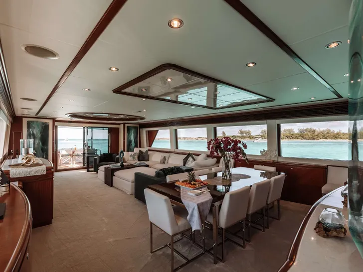 Main Salon Looking Aft Main Salon Looking Aft