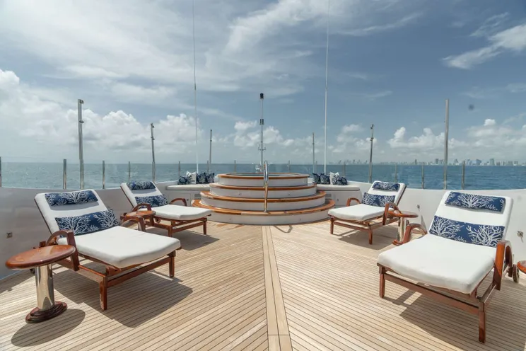 Charter Yacht MISS CHRISTINE - Trinity 157 - 5 Cabins - Nassau - Exumas - Bahamas