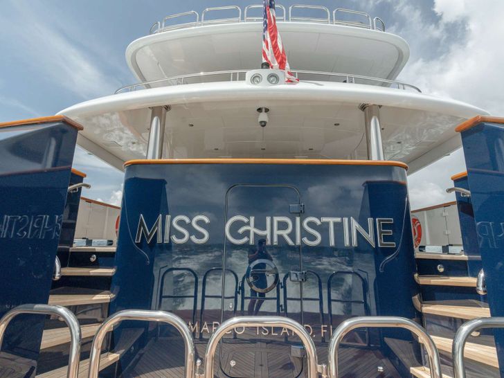 MISS CHRISTINE Trinity 157 - boarding platform MISS CHRISTINE Trinity 157 - boarding platform