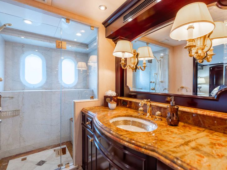 MISS CHRISTINE Trinity 157 - VIP cabin 2 bathroom MISS CHRISTINE Trinity 157 - VIP cabin 2 bathroom