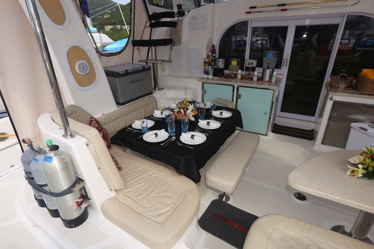 Charter Yacht MANNA - Royal Cape 53 - 4 Cabins - Tortola - Anegada - Virgin Gorda - BVI - Caribbean