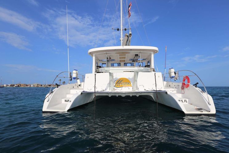 Charter Yacht MANNA - Royal Cape 53 - 4 Cabins - Tortola - Anegada - Virgin Gorda - BVI - Caribbean