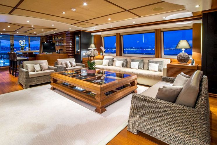 Charter Yacht SIROCCO - Heesen 47m - 6 Cabins - Cannes - Monaco - Naples - Sardinia