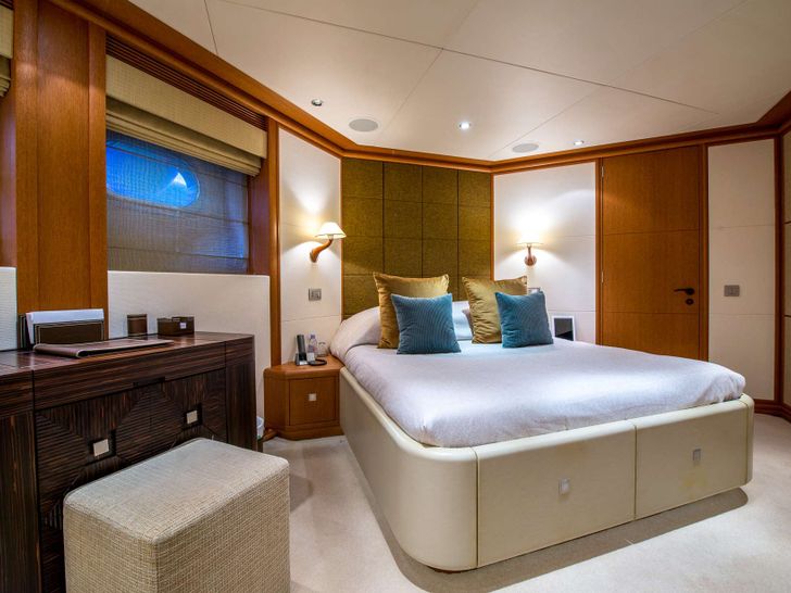 SIROCCO Heesen 47m Guest cabin SIROCCO Heesen 47m Guest cabin