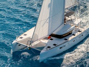 SUMMERTIME - Lagoon 52 - 5 Cabins - Capo d'Orlando - Sicily - Lipari - Palermo - Aeolian Islands - Italy SUMMERTIME - Lagoon 52 - 5 Cabins - Capo d'Orlando - Sicily - Lipari - Palermo - Aeolian Islands - Italy