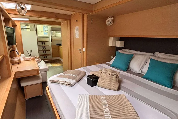 Charter Yacht LADY RACHEL - Lagoon 620 - 4 Cabins - Capo d'Orlando - Capri - Sorrento - Amalfi Coast - Italy