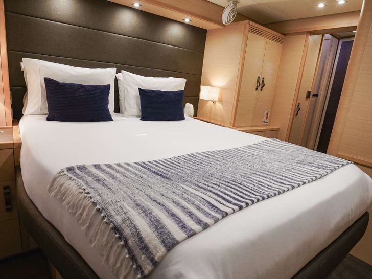 SEAHOME Lagoon 620 - master cabin SEAHOME Lagoon 620 - master cabin