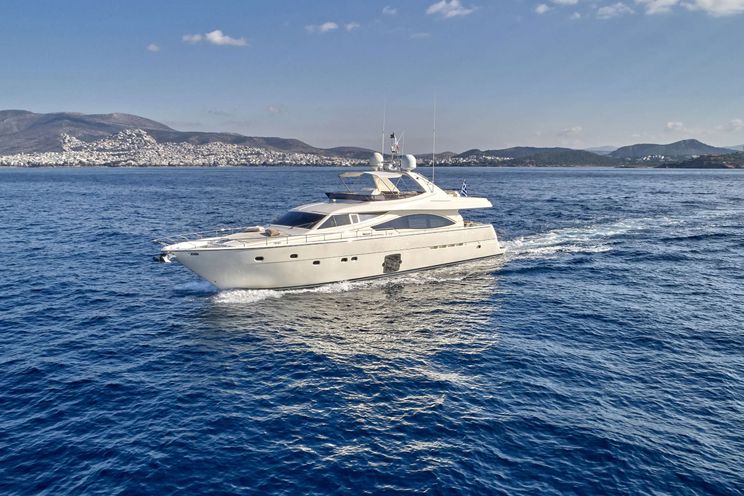 Charter Yacht JULIE M - Ferretti 830 - 4 Cabins - Athens - Mykonos - Paros