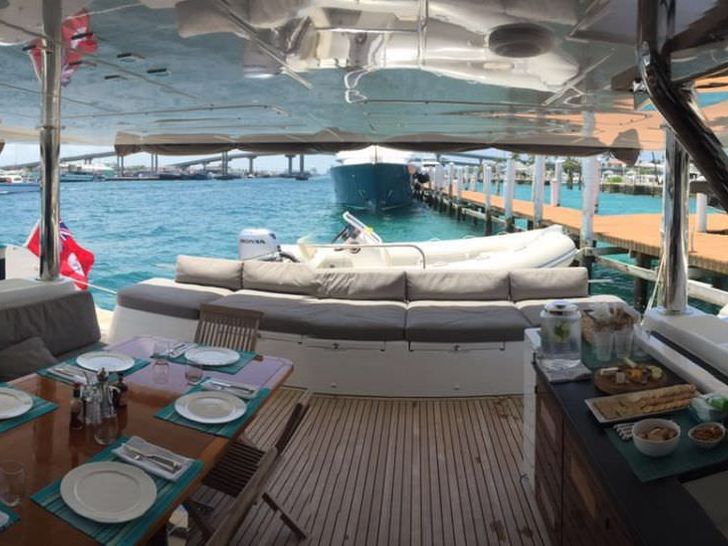 TIGER LILY Lagoon 620 - aft deck TIGER LILY Lagoon 620 - aft deck