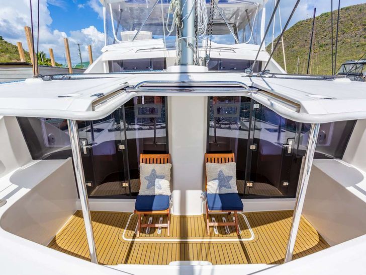 THE ANNEX - Leopard 58 - Foredeck seating THE ANNEX - Leopard 58 - Foredeck seating