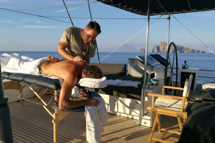 Charter Yacht KASKAZI FOUR - Lagoon 620 - 4 Cabins - Lipari - Stromboli - Naples - Sicily - Aeolian Islands - Sardinia - Riviera - Corsica