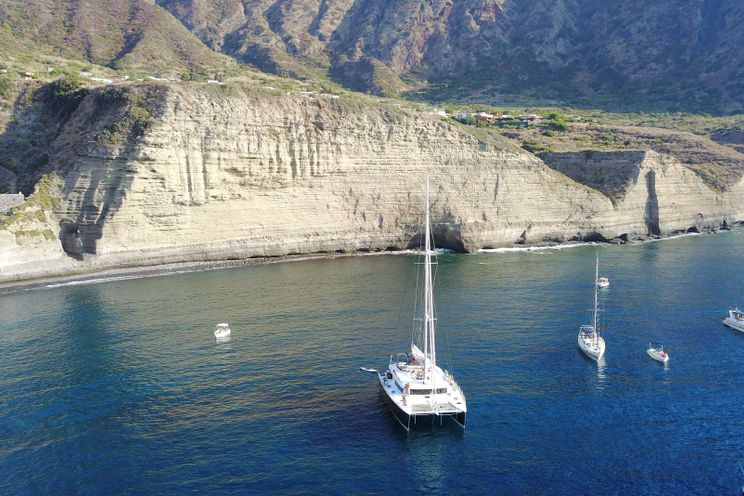 Charter Yacht KASKAZI FOUR - Lagoon 620 - 4 Cabins - Lipari - Stromboli - Naples - Sicily - Aeolian Islands - Sardinia - Riviera - Corsica