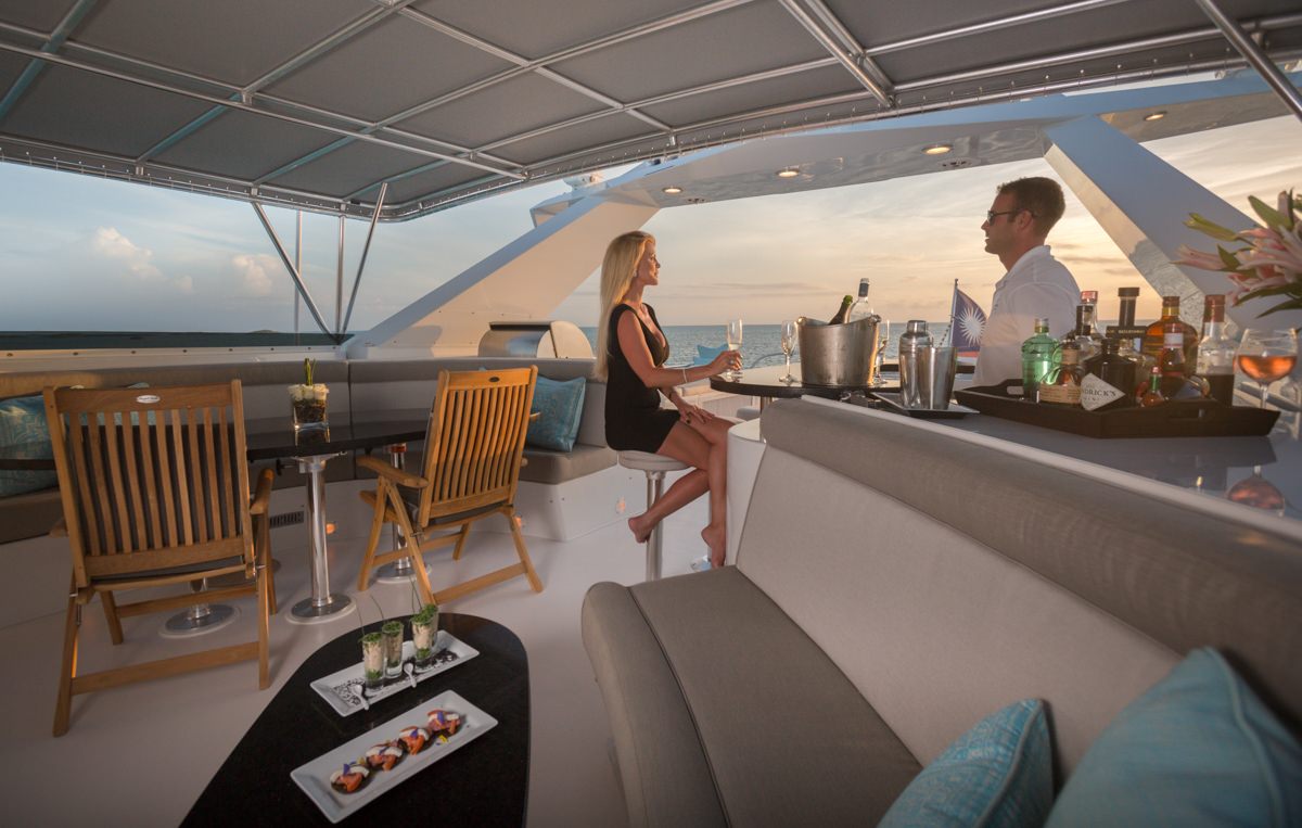 Charter Yacht UNBRIDLED - Crescent 115 - 4 Cabins - Nassau - Exumas - Staniel Cay - Bahamas