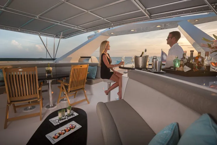 Charter Yacht UNBRIDLED - Crescent 115 - 4 Cabins - Nassau - Exumas - Staniel Cay - Bahamas