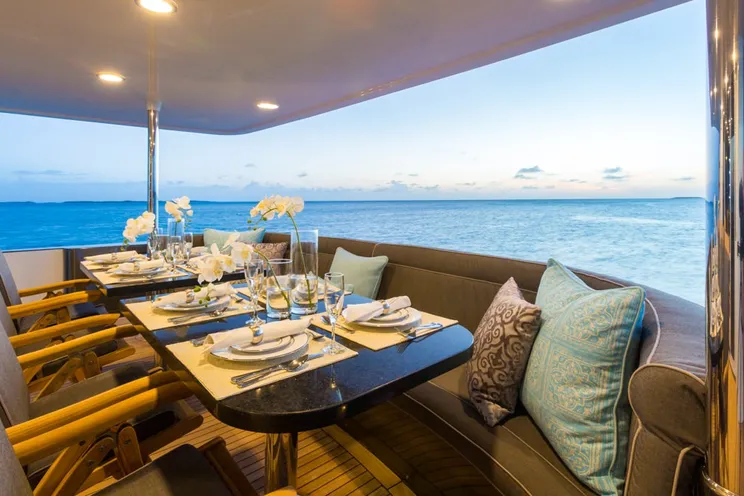 Charter Yacht UNBRIDLED - Crescent 115 - 4 Cabins - Nassau - Exumas - Staniel Cay - Bahamas