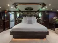UNBRIDLED Crescent 11 - master cabin UNBRIDLED Crescent 11 - master cabin