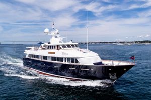 LADY VICTORIA - Feadship 120 - 4 Cabins - Nassau - Exumas - Bahamas LADY VICTORIA - Feadship 120 - 4 Cabins - Nassau - Exumas - Bahamas