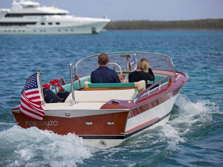 LADY VICTORIA Feadship 120 - tender