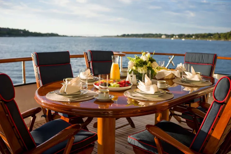 Charter Yacht LADY VICTORIA - Feadship 120 - 4 Cabins - Nassau - Exumas - Bahamas