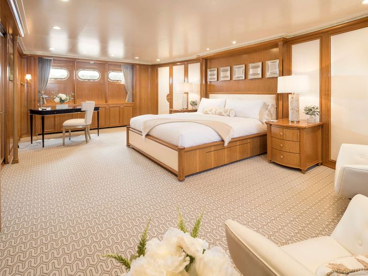 LADY VICTORIA Feadship 120 - VIP cabin 1 LADY VICTORIA Feadship 120 - VIP cabin 1