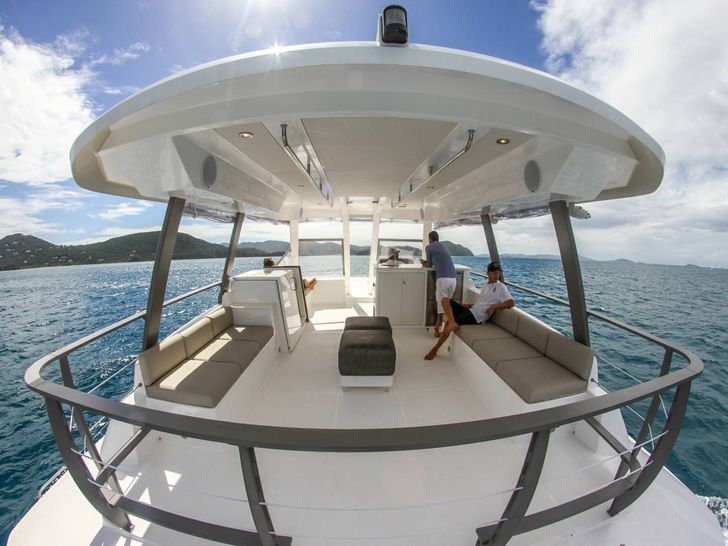 OUT OF OFFICE Blue Ocean 65 - Flybridge OUT OF OFFICE Blue Ocean 65 - Flybridge