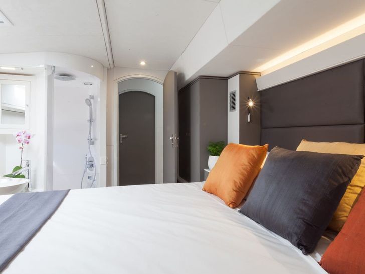 OUT OF OFFICE Blue Ocean 65 - Cabin 4 OUT OF OFFICE Blue Ocean 65 - Cabin 4