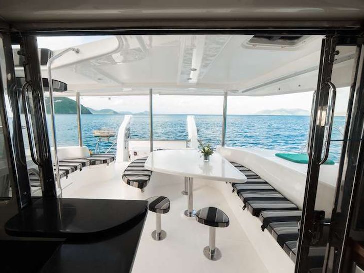 Cockpit lounge