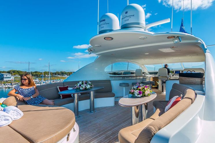 Charter Yacht CEDAR ISLAND - Lazarra 106 - 4 Cabins - Newport - Rhode Island - Long Island Sound - Nassau - Staniel Cay - Exumas