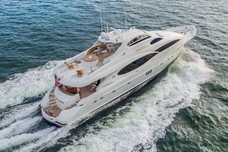 Charter Yacht CEDAR ISLAND - Lazarra 106 - 4 Cabins - Newport - Rhode Island - Long Island Sound - Nassau - Staniel Cay - Exumas