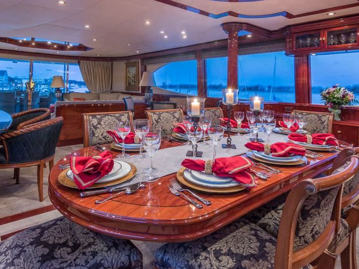 CEDAR ISLAND - Dining Room CEDAR ISLAND - Dining Room