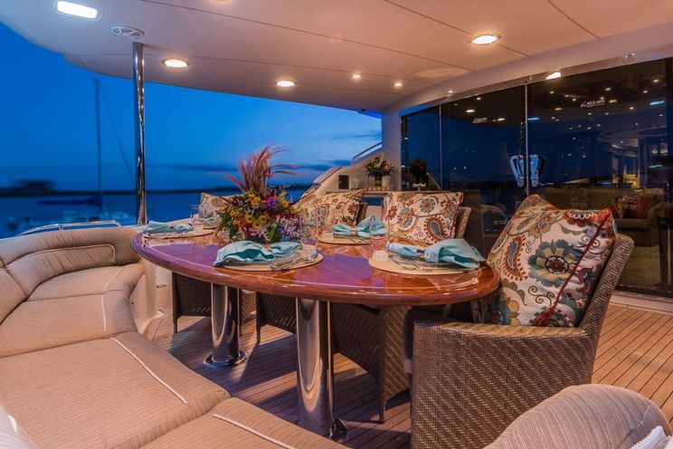 Charter Yacht CEDAR ISLAND - Lazarra 106 - 4 Cabins - Newport - Rhode Island - Long Island Sound - Nassau - Staniel Cay - Exumas