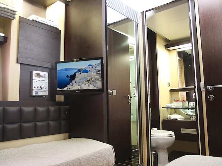 SUPER TOY Azimut 85 - VIP cabin bathroom SUPER TOY Azimut 85 - VIP cabin bathroom