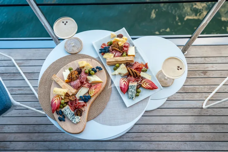 Charter Yacht 4A - Sanlorenzo 40 Alloy - 5 Cabins - Whitsunday Islands - Great Barrier Reef - Australia