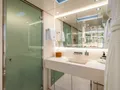 4A San Lorenzo 40m - master cabin bathroom 4A San Lorenzo 40m - master cabin bathroom