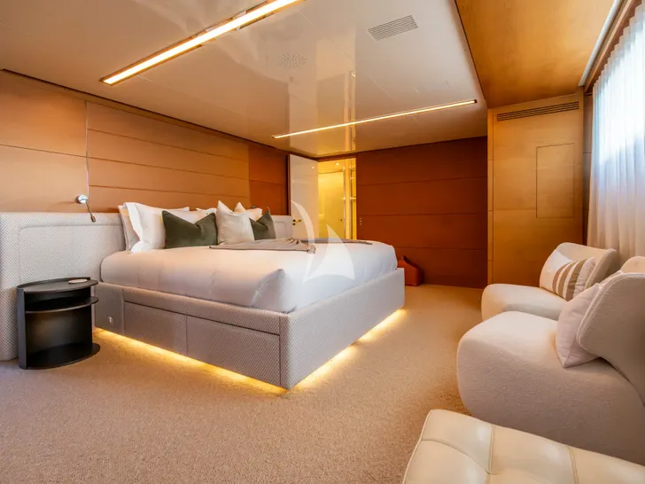4A San Lorenzo 40m - master cabin 4A San Lorenzo 40m - master cabin