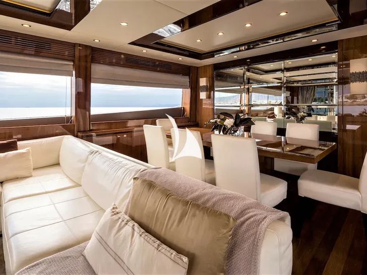 4LIFE Princess 85 dining area 4LIFE Princess 85 dining area
