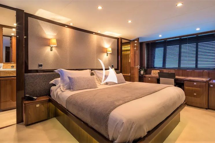 Charter Yacht 4LIFE - Princess 85 - 4 Cabins - Athens - Mykonos - Cyclades - Greece