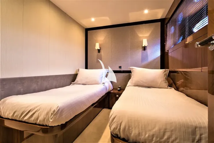 Charter Yacht 4LIFE - Princess 85 - 4 Cabins - Athens - Mykonos - Cyclades - Greece