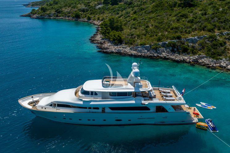 Charter Yacht KLOBUK - Ferretti Navetta 30m - 5 Cabins - Split - Zadar - Dubrovnik
