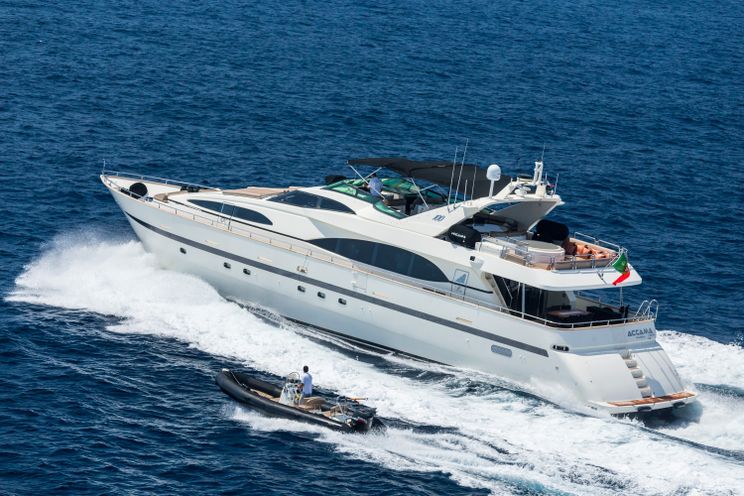 Charter Yacht ACCAMA DELTA - Azimut 100 Jumbo - 4 Cabins - Cannes - Monaco - St Tropez - French Riviera