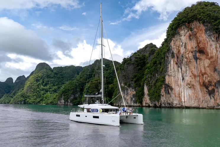 Charter Yacht BLUE MOON - Lagoon 52F - 5 Cabins - Phuket - Thailand