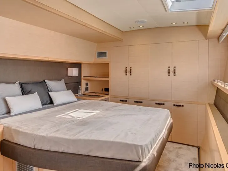 CUTE LITTLE CAT Lagoon 630 - master cabin CUTE LITTLE CAT Lagoon 630 - master cabin