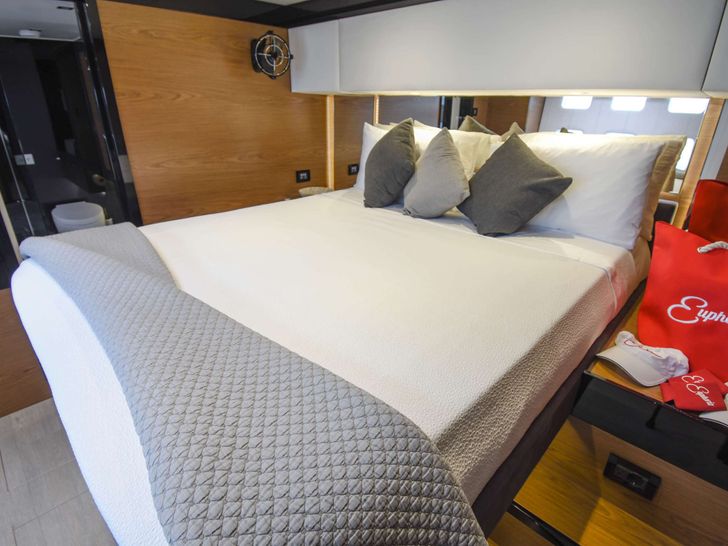 EUPHORIA Sunreed 60 Double cabin EUPHORIA Sunreed 60 Double cabin