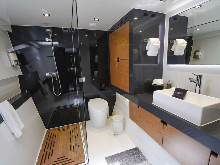 EUPHORIA Sunreef Ensuite EUPHORIA Sunreef Ensuite