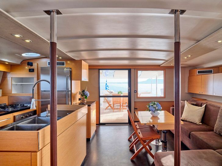 Galley&Saloon Galley&Saloon