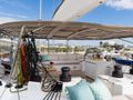 OPAL Lagoon 620 - flybridge helm and seating OPAL Lagoon 620 - flybridge helm and seating